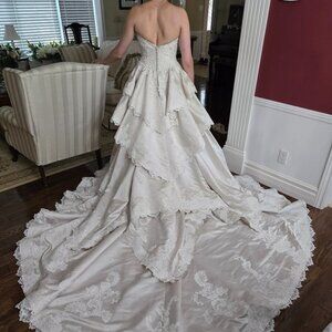 Unworn Sottero and Midgley Wedding Dress